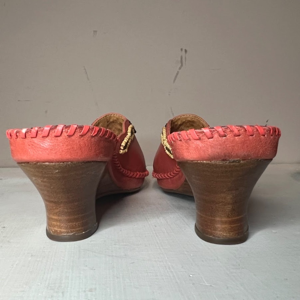 Clarks Artisan Empress Coral Leather Beaded Slip On Wedge Sandals - Picture 7 of 9